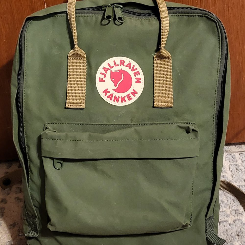 Fjallraven Kanken Backpack - Classic